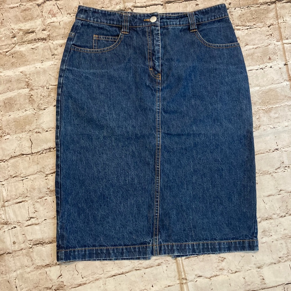 🔥Priority fashion system knee length blue denim skirt  size M– 6 European